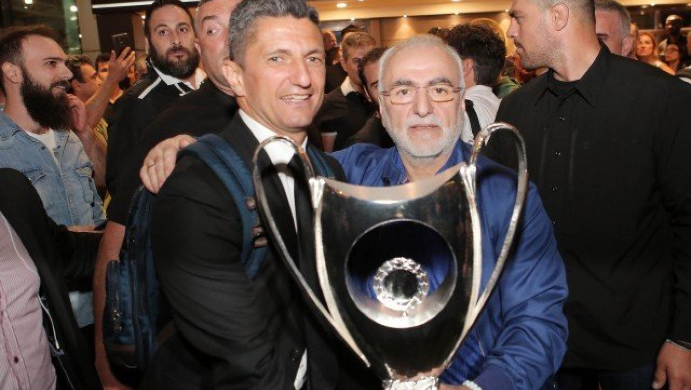 Το μεγάλο                 πλεονέκτημα του Λουτσέσκου