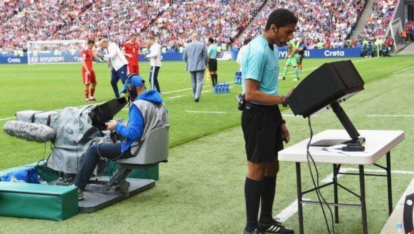 Θέλουν            VAR      και      στο             Champions League
