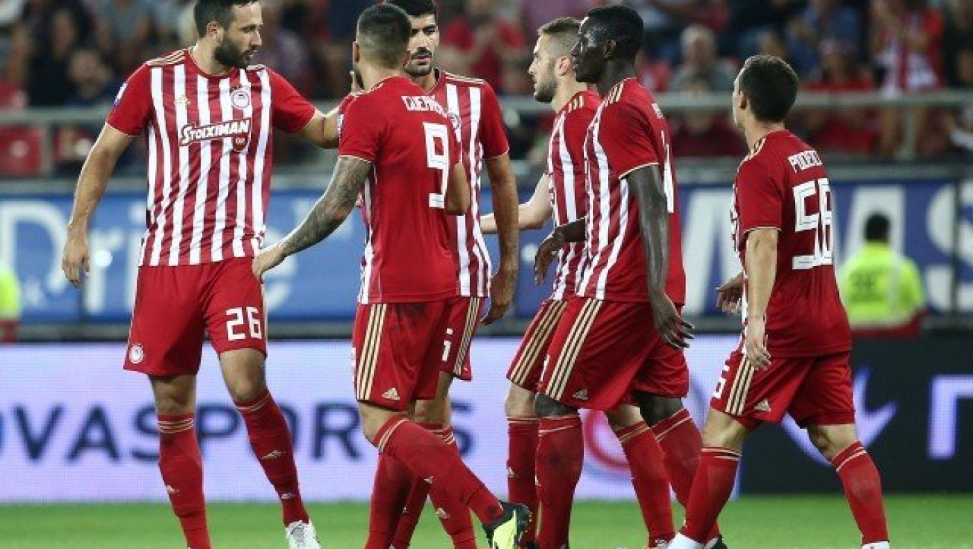 Καθάρισε εύκολα τον ΠΑΣ και έπιασε             κορυφή