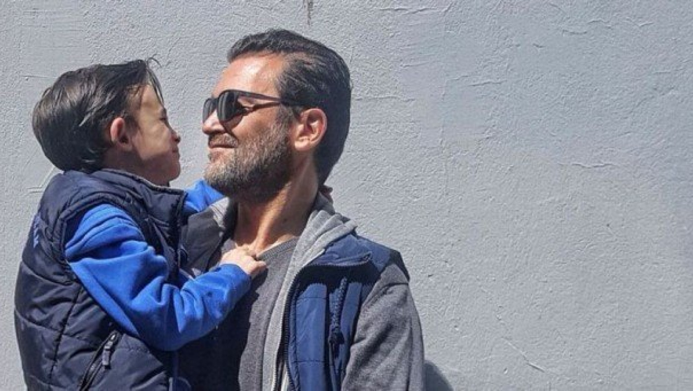 Ο γιος του Καζάκου βλέπει ελληνική ταινία με την Τζένη Καρέζη (ΦΩΤΟ)