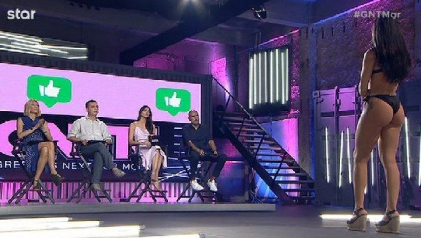 GNTM: «Είναι η νέα μόδα, αντί να αγοράζετε τσάντες, βάζετε στήθος!»