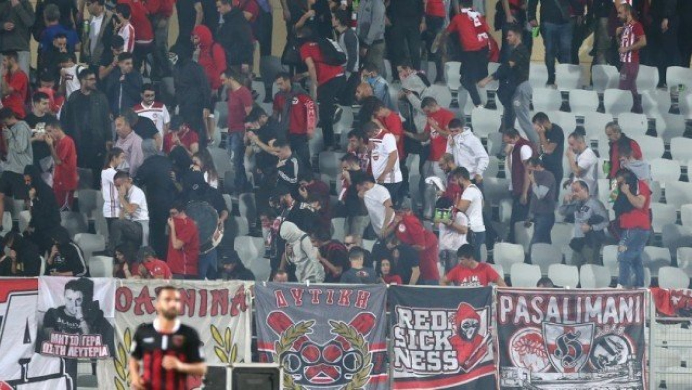 Στο νοσοκομείο οπαδός του                 Ολυμπιακού