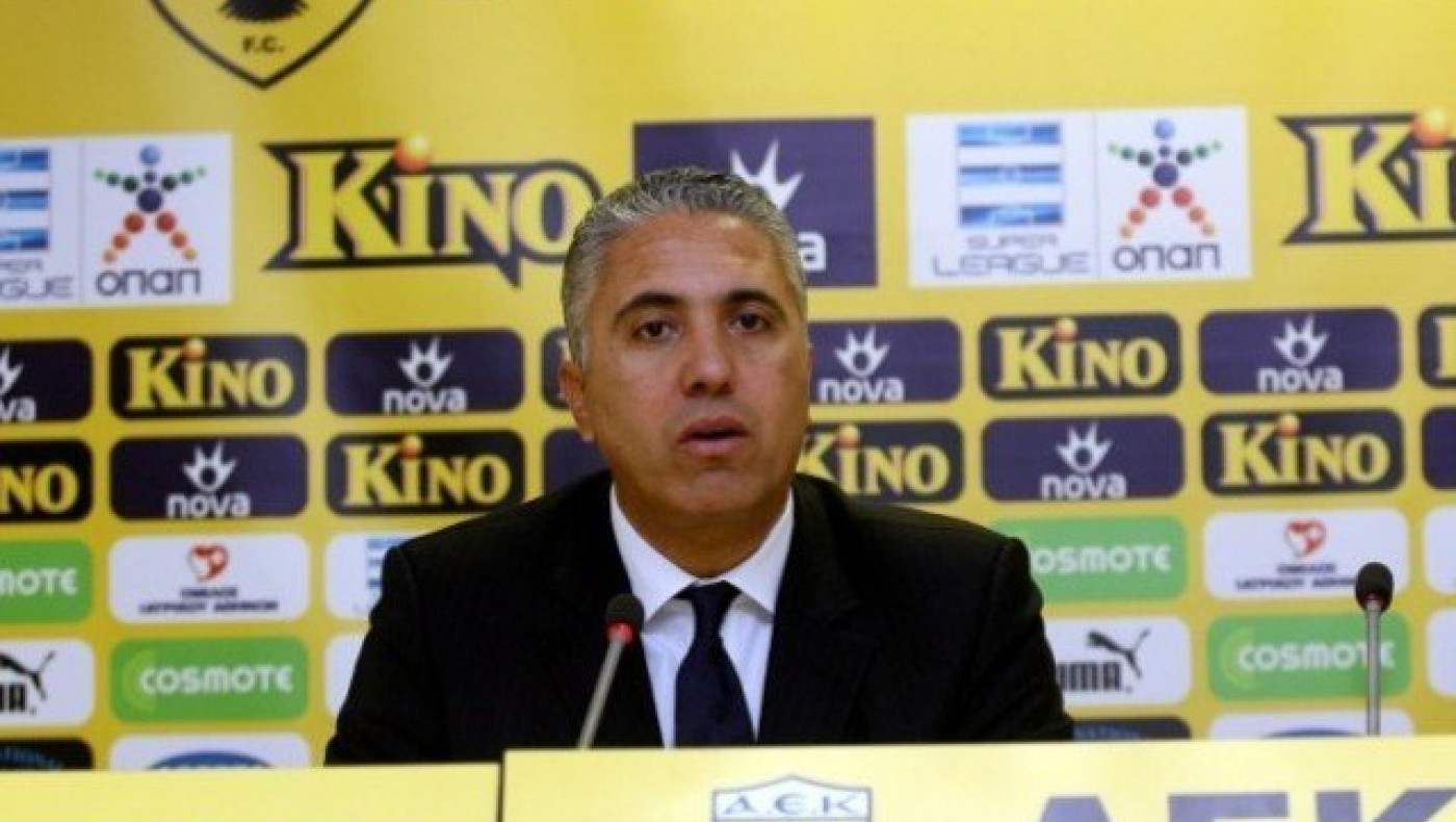 Ανακοίνωσε... Κωστένογλου                       η ΑΕΚ!
