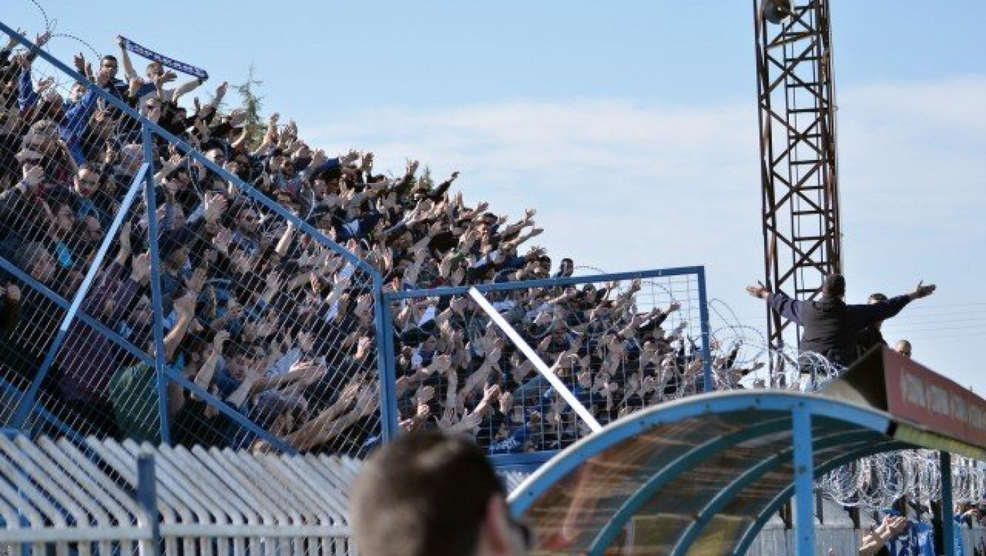 Με τον κόσμο του                      ο Ηρακλής στο Αιγίνιο