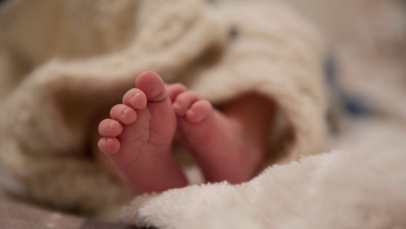 Μεταφορά βρέφους με Η1Ν1 στη Θεσσαλονίκη από τα Τρίκαλα