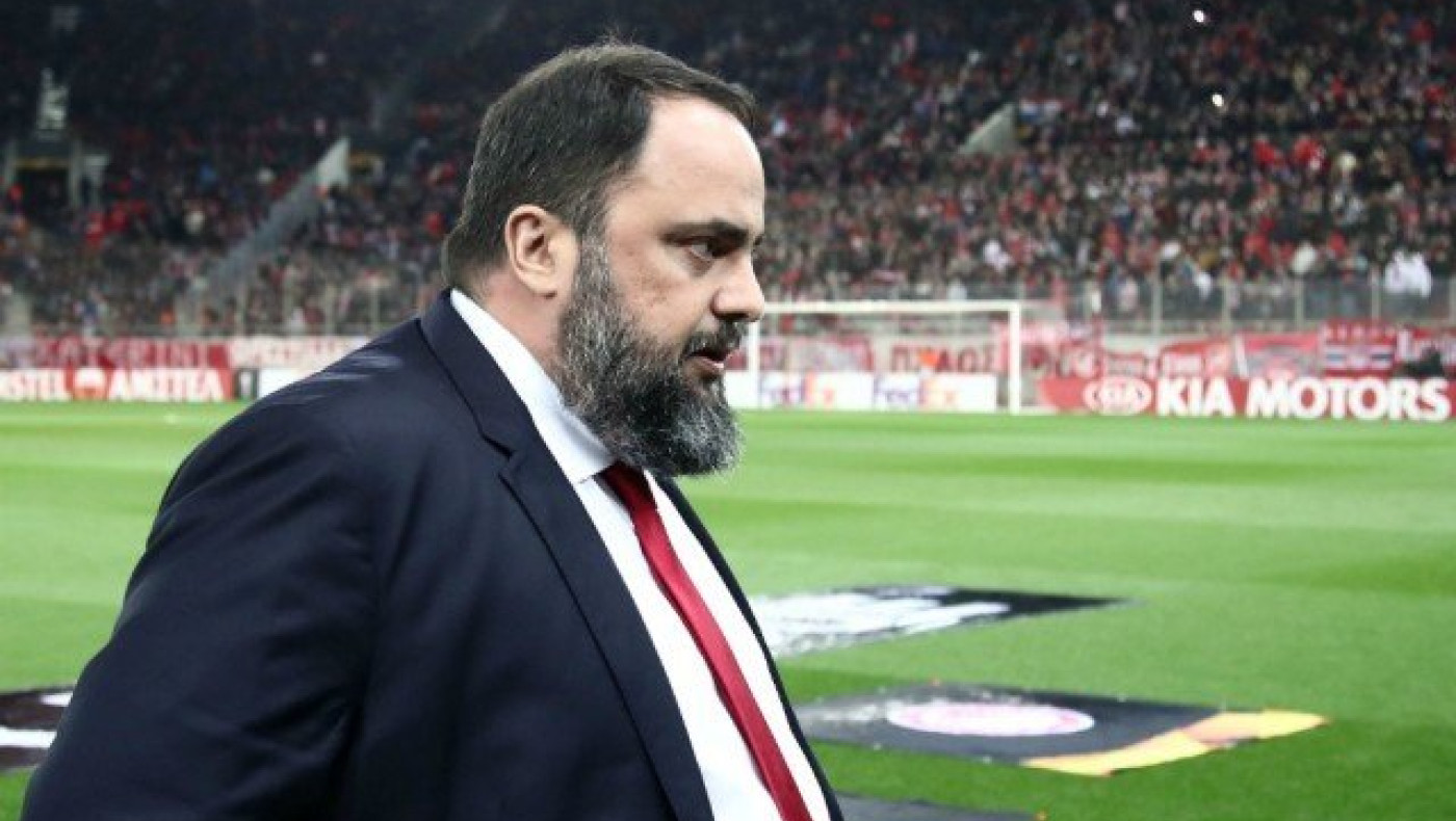 Μαρινάκης και οπαδοί στα αποδυτήρια του Ολυμπιακού!