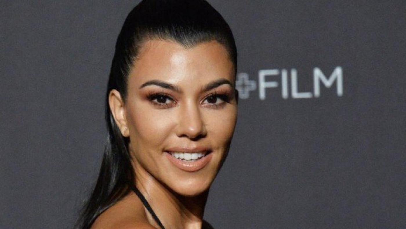 Η Κourtney Kardashian ολόγυμνη στην μπανιέρα! (ΦΩΤΟ)