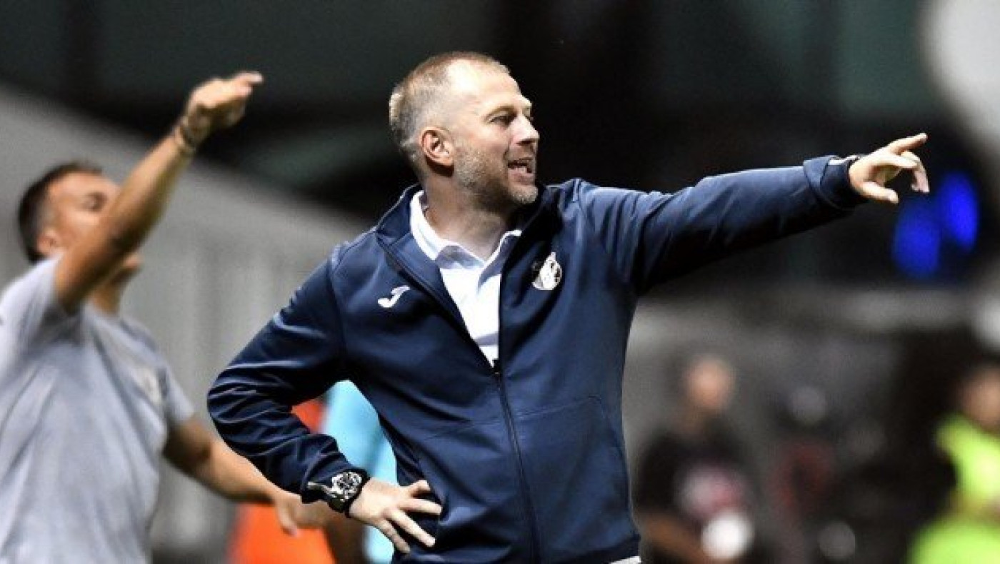 Ιορντανέσκου στη «Μ»:«Με τιμά το ενδιαφέρον αλλά...»