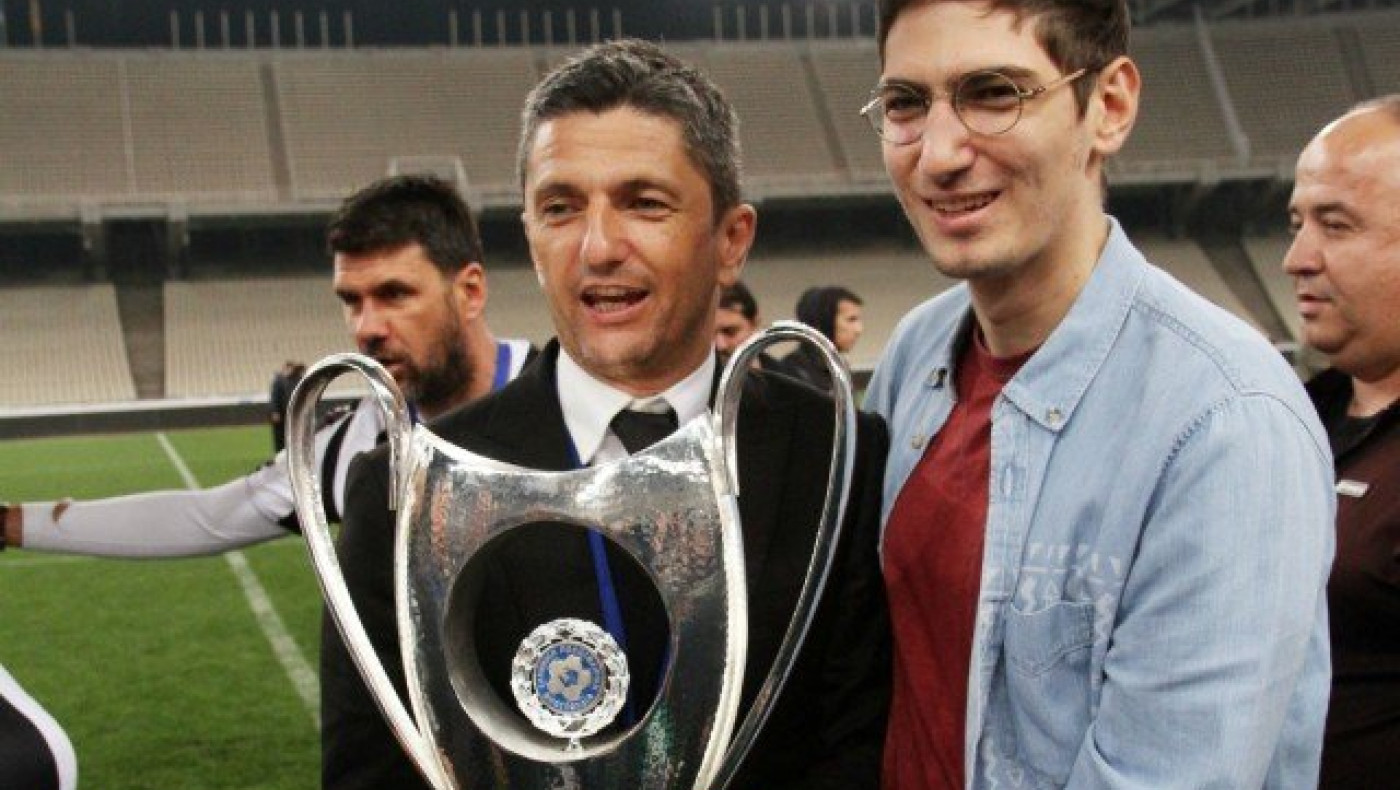 Mατέι Λουτσέσκου: «Ήρωάς μου, ο πατέρας μου» (audio)