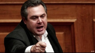 Καμμένος: Ο Σαμαράς τηλεφωνεί στους βουλευτές μου