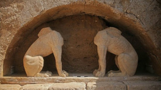 Αμφίπολη: Επιστρέφουν τα μάρμαρα στον λόφο Καστά