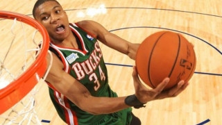 Υποψήφιοι για τον τίτλο του κορυφαίου Ευρωπαίου Νέου οι Αντετοκούνμπο, Βεζένκοφ