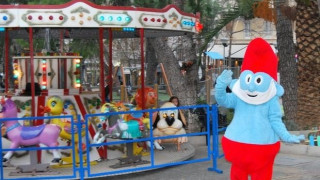 Σε ρυθμούς Χριστουγέννων η Τούμπα (video)