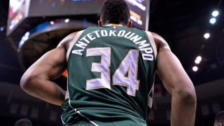 Ζώντας τον                                Αντετοκούνμπο (infographics)