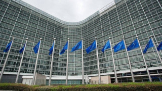 Το μήνυμα της Κομισιόν στη νέα ελληνική        κυβέρνηση
