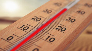 Σε εξέλιξη ο καύσωνας - Προ των πυλών οι καταιγίδες στη Βόρεια Ελλάδα