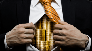 Forbes: Αυτός είναι ο          πλουσιότερος Έλληνας στον κόσμο