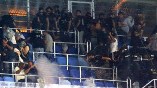 Αποκαλυπτικό βίντεο: Τα επεισόδια στην κερκίδα των οπαδών του ΠΑΟΚ