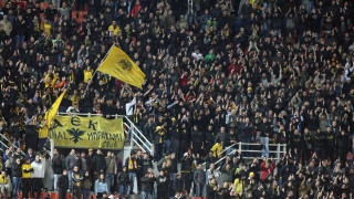 Ενέδρα αγνώστων σε οπαδούς της ΑΕΚ, ένας σοβαρά τραυματίας