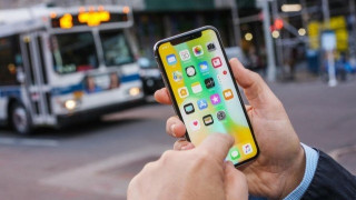 Απίθανο τι σημαίνει το i στην αρχή της λέξης iPhone