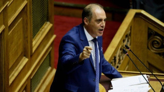 Ο Βελόπουλος θέλει τον Πετρούνια για πρόεδρο της Δημοκρατίας (vid)
