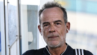 Δούκας για Καραπαπά: «Θα μπορούσε να τυλιχθεί με κολάρο!»