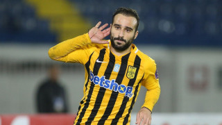 Με Φετφατζίδη βασικό ο Άρης κόντρα στον Ολυμπιακό