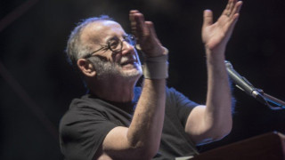 ΕΚΤΑΚΤΟ: Εφυγε από την ζωή ο Θάνος Μικρούτσικος