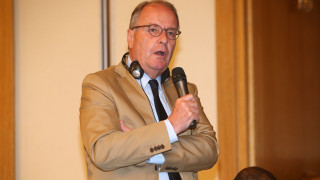 Ο Χούμπελ αδειάζει τους διαιτητές του Βόλου