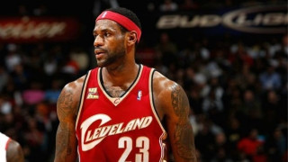 Τρελαίνει κόσμο ο Λεμπρόν, μαγικό Top10 (VIDEO)