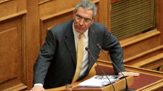 «Παρών» θα ψηφίσει στην ψηφοφορία της Τρίτης ο Καπερνάρος