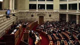 Σε δεύτερη ψηφοφορία για Πρόεδρο - 160 ΝΑΙ για Δήμα