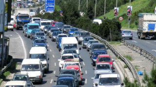 Ουρές στον Περιφερειακό λόγω δύο ατυχημάτων