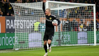 Επικό ντεμπούτο Χάαλαντ με χατ-τρικ σε 20 λεπτά!