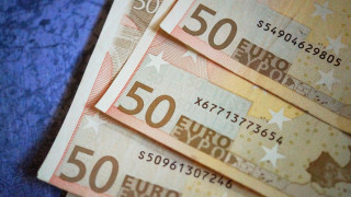 Έρχεται αύξηση στον κατώτατο μισθό