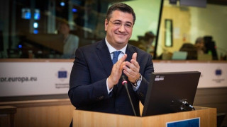 Τζιτζικώστας: Ολοκληρώθηκε με επιτυχία το χειρουργείο του