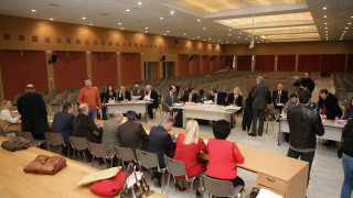 Οξαποδώ… σατανάδες. Οξαποδώ!