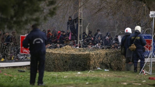 ΟΗΕ: Τουλάχιστον 13.000 μετανάστες στα σύνορα Ελλάδας-Τουρκίας