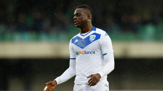 Μπαλοτέλι: «Να σταματήσει το ποδόσφαιρο λόγω κορωνοϊού»