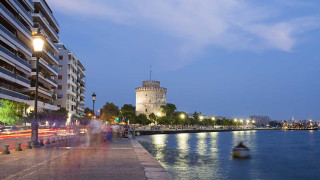 ΕΞΘ: Ζητά υποχρεωτική διακοπή λειτουργίας των ξενοδοχείων