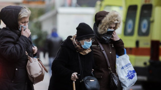 Δεν... παιζόμαστε οι Ελληνες, είμαστε στην... κοσμάρα μας