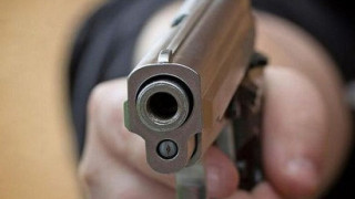 Καλαμαριά: Ένοπλος μπούκαρε σε κατάστημα και αφαίρεσε ποτά και λεφτά