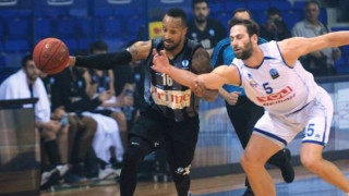 Μπρέμερ: «Νίκη, πρώτη θέση, πρόκριση»