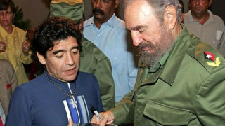 Μαραντόνα: «Ο Φιντέλ Κάστρο ζει»
