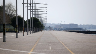 Άνοιξε το πρώτο φαγάδικο στα γυάλινα της Νέας Παραλίας