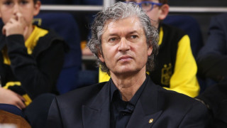 Ο Χάρης Παπαγεωργίου αισθάνθηκε αδιαθεσία την ώρα της πτήσης και διακομίστηκε σε νοσοκομείο