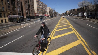 Στους 728 νεκρούς η Νέα Υόρκη, αναβάλλονται οι εκλογές