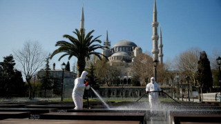 «Έπρεπε να σκοτώσουμε τους πρώτους ασθενείς στην Κίνα»