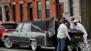 Κορωνοϊός: Αρνητικό και... τραγικό ρεκόρ θανάτων σε μία μέρα στη Νέα Υόρκη