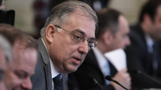 Θεοδωρικάκος : Πάνω από 1000 αστυνομικοί, εκπαιδευμένοι για τα περιστατικά ενδοοικογενειακής βίας